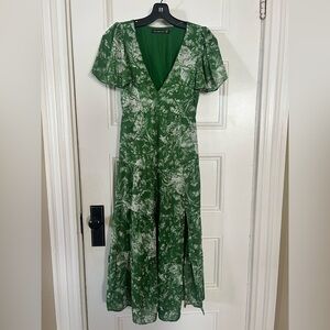 Abercrombie & Fitch Green and White Ruffled Maxi Dress
